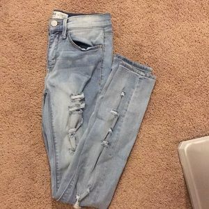 mudd jeans. low rise. skinny